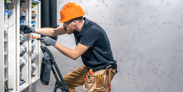 Best Electrician for Home Renovation  in Los Angeles, CA